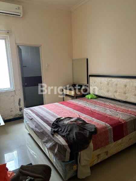 dijual rumah sukolilo dian regency