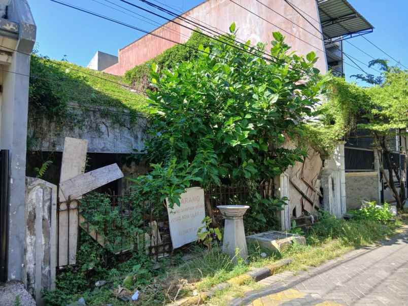dijual rumah sutorejo