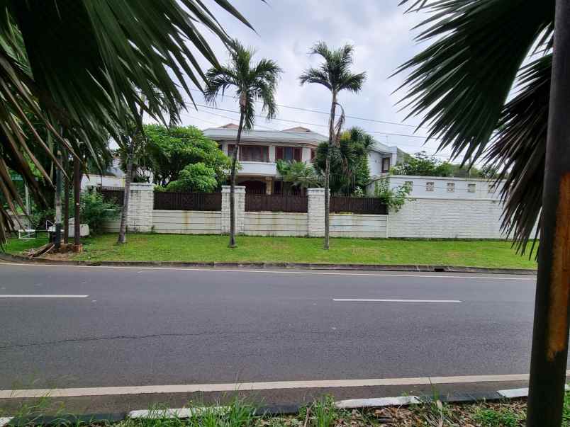 dijual rumah taman golf karawaci