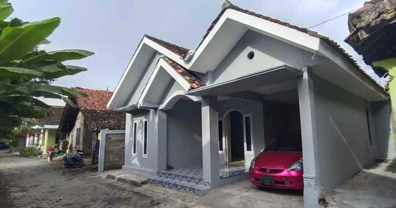 dijual rumah tegaltirto