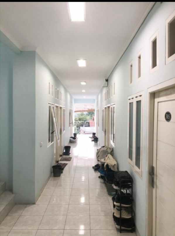 dijual rumah tenggilis