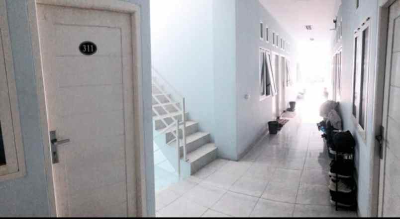 dijual rumah tenggilis