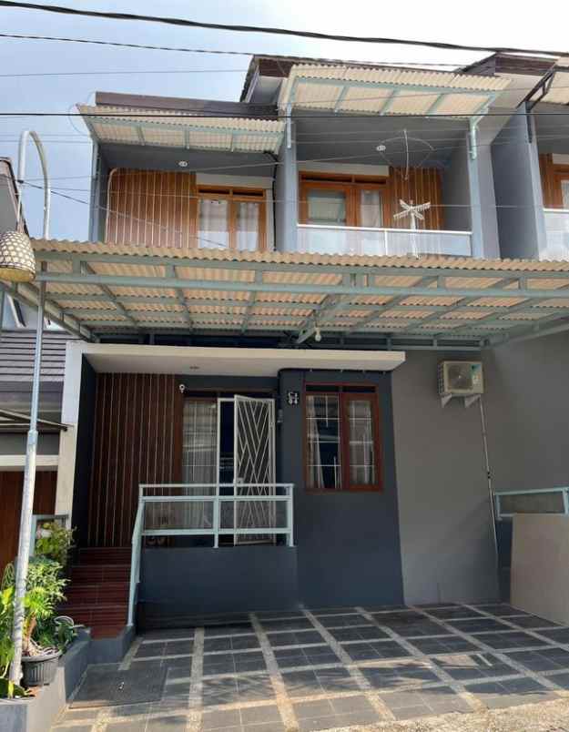 dijual rumah ubud village sariwangi bandung