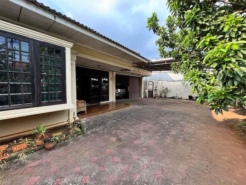 dijual rumah ulujami