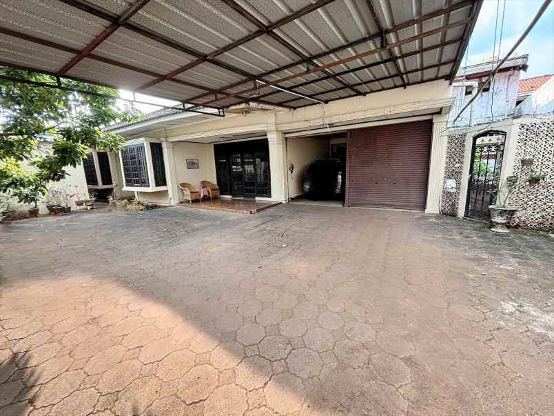 dijual rumah ulujami
