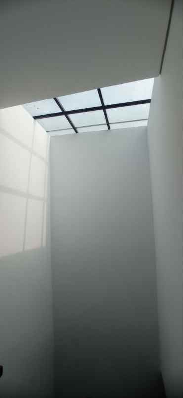 dijual rumah utan kayu