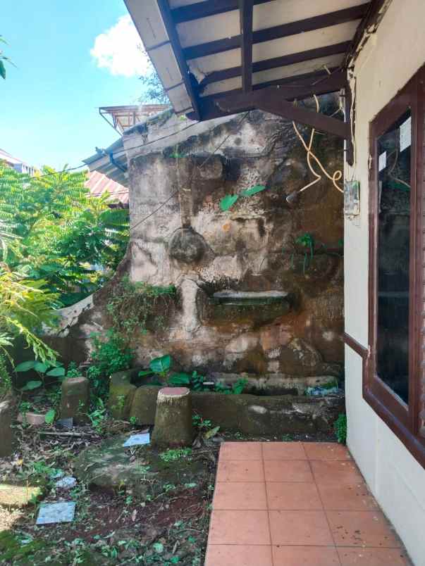 dijual rumah villa dago pamulang