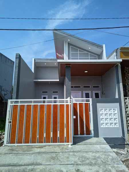 dijual rumah villa gading harapan bekasi