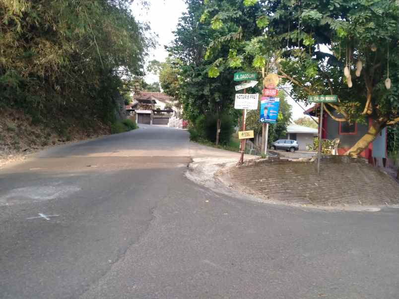 dijual tanah asri strategis dikawasan dago
