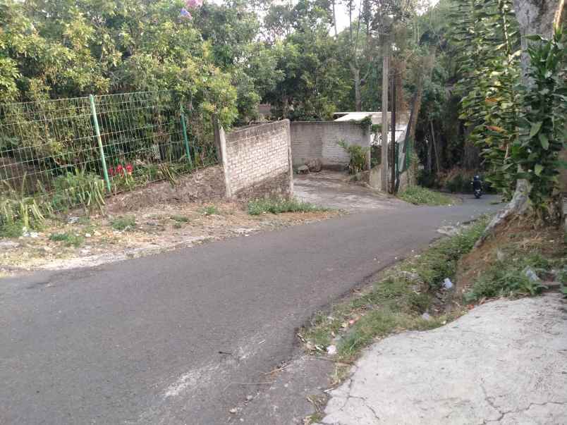 dijual tanah asri strategis dikawasan dago