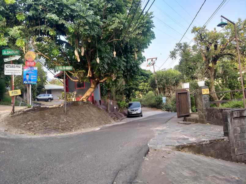 dijual tanah asri strategis dikawasan dago