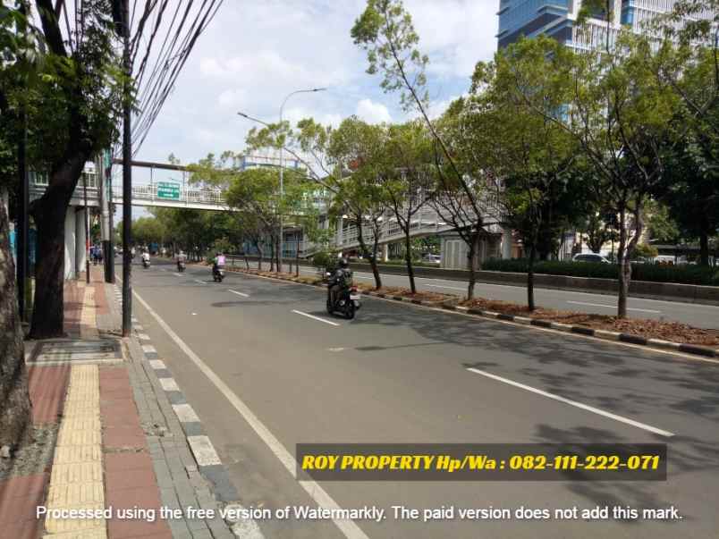 dijual tanah jl raya pramuka cempaka