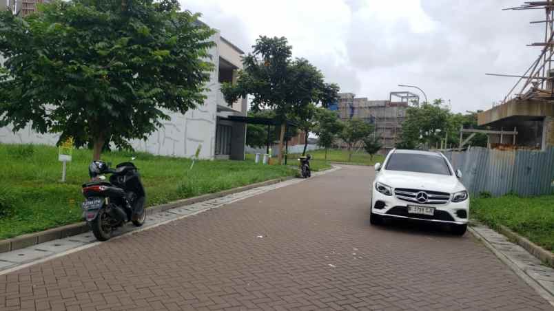 dijual tanah kavling golf island