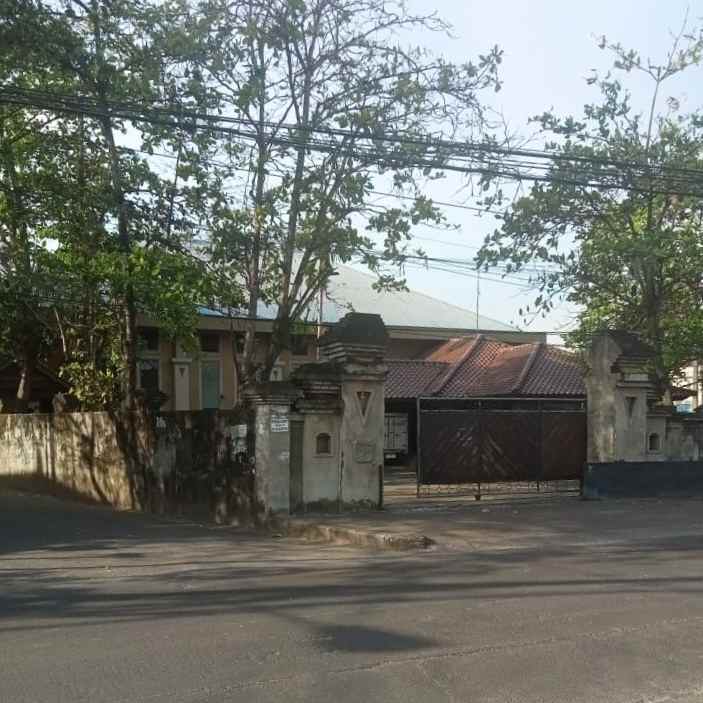 dijual tanah teuku umar barat