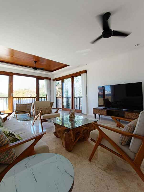 dijual villa jl gedong sari benoa kec