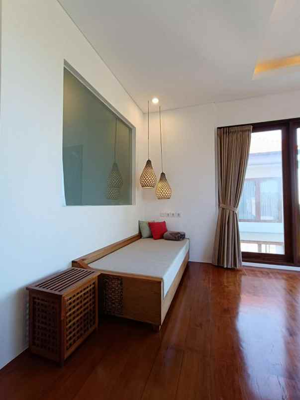 dijual villa jl gedong sari benoa kec