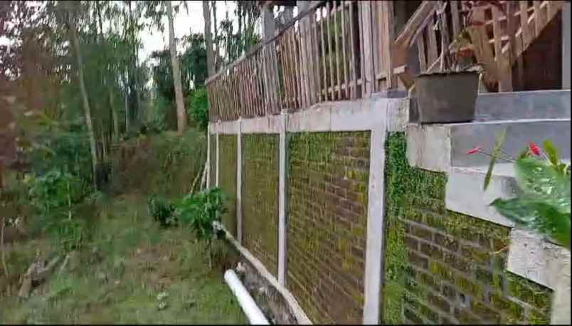 dijual villa lembang maribaya