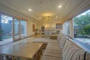 dijual villa ungasan badung bali