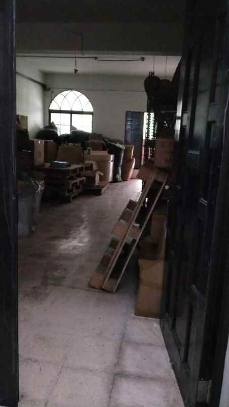 disewakan jual ruko pasar besar wetan