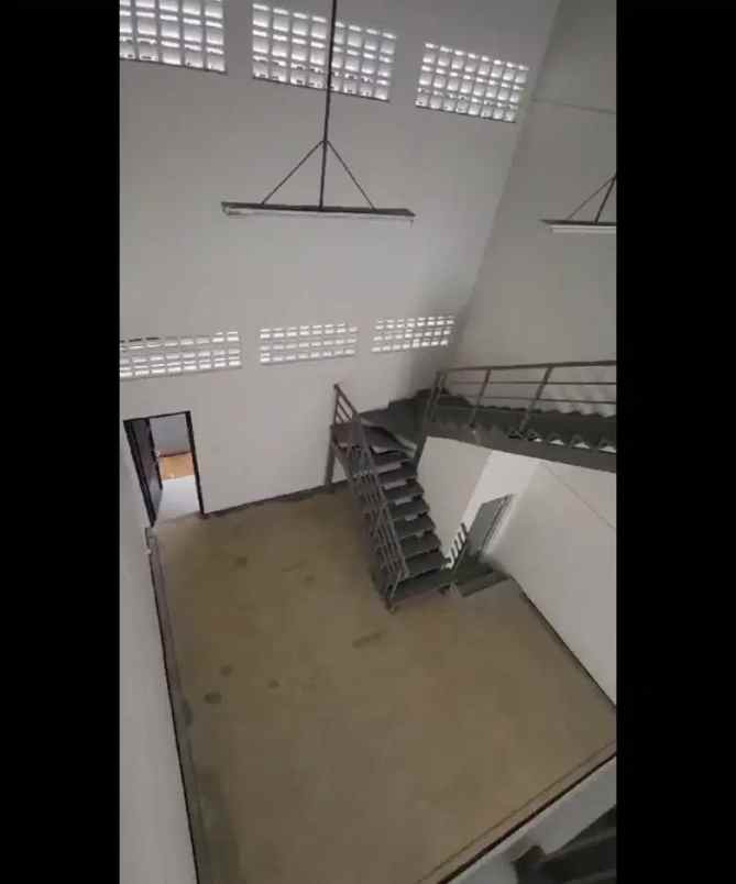 disewakan ruko siap pakai di taman tekno