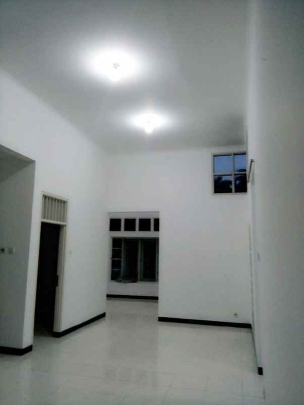 disewakan rumah citraland international