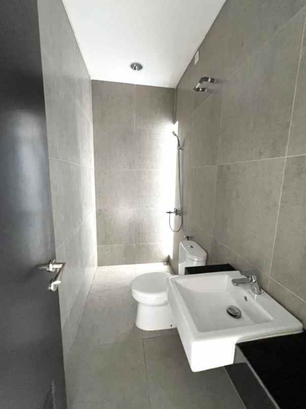 disewakan rumah cluster wisteria metland