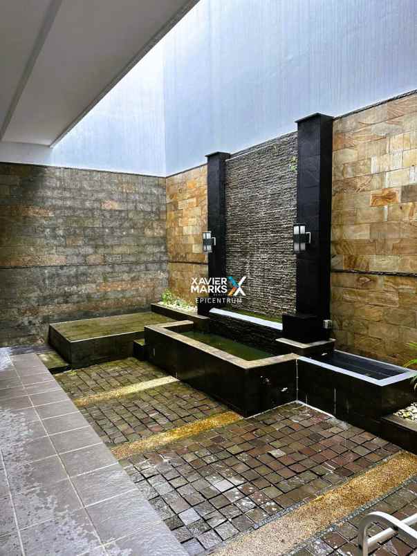 disewakan rumah dian istana