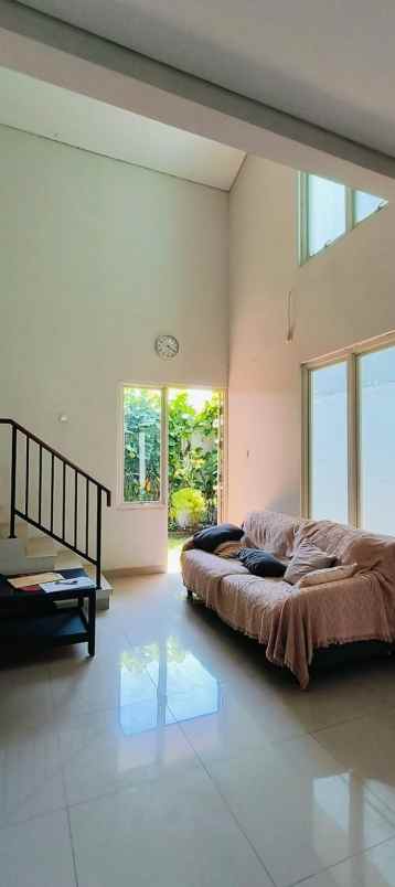 disewakan rumah harapan indah cluster lavesh