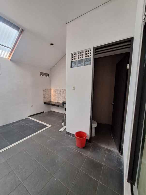 disewakan rumah komplek grand sharon