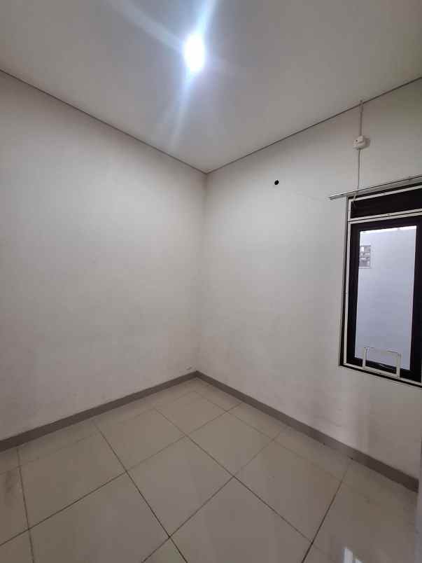 disewakan rumah komplek grand sharon