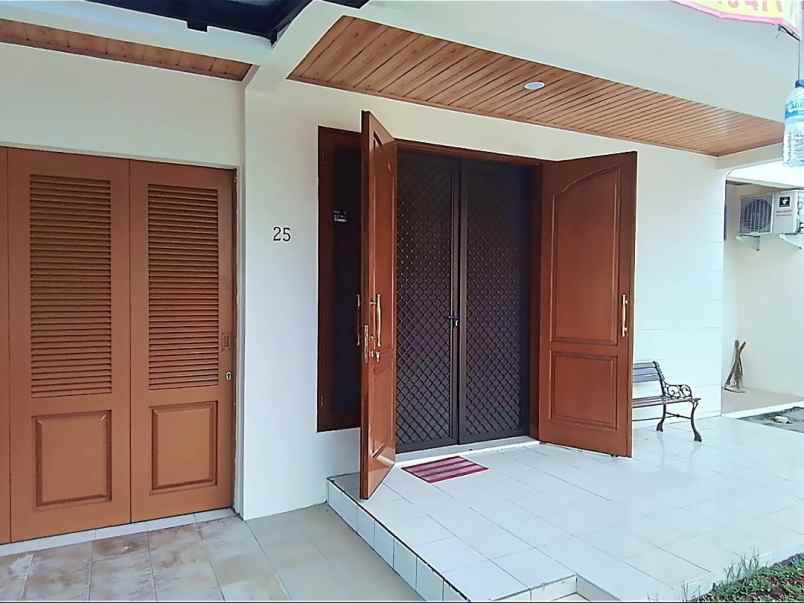 disewakan rumah komplek lebak bulus