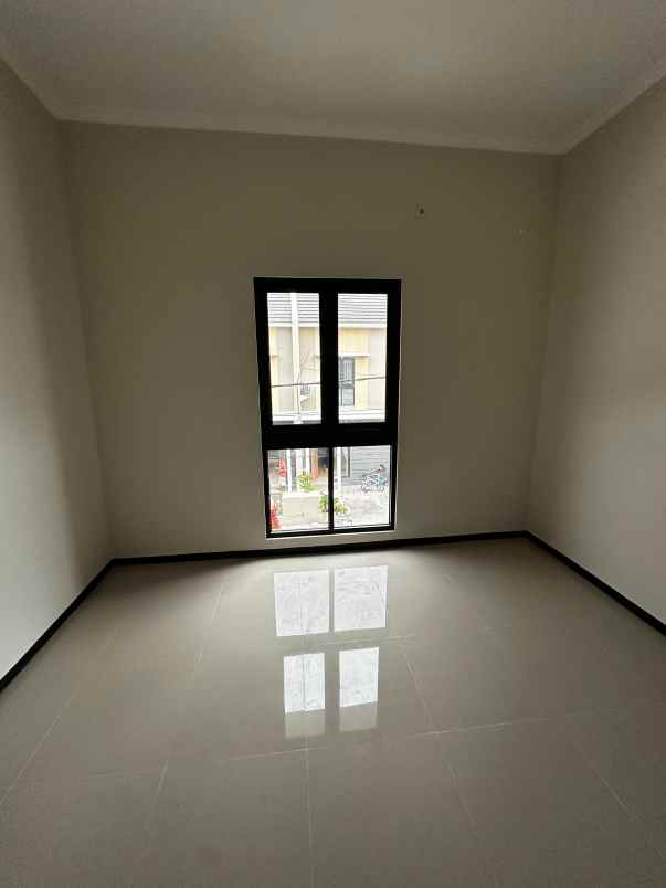 disewakan rumah wisma indah