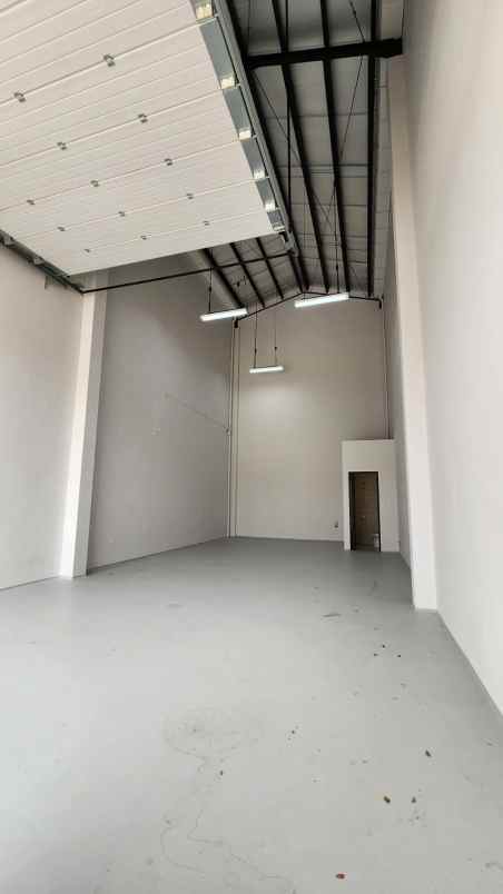 gudang bizpark 6x20 120m pik 2 pantai indah kapuk