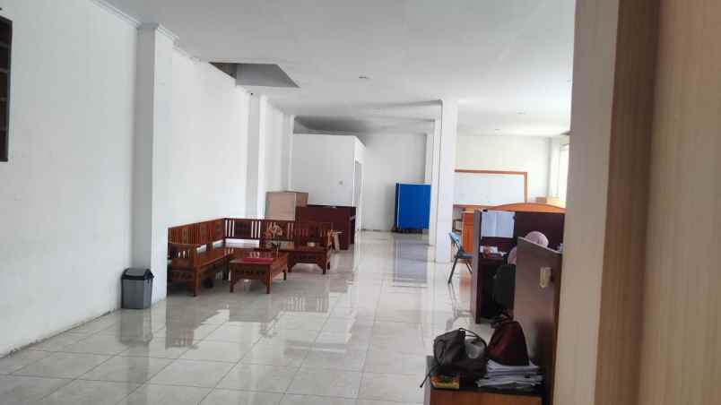 jual gedung perkantoran view sawah bebas banjir