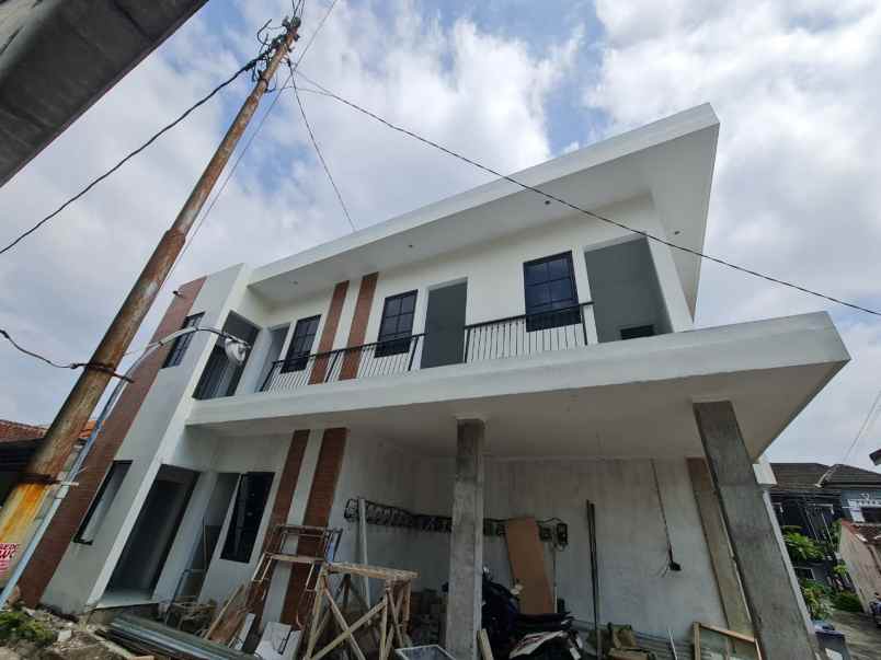 jual kost baru 14 unit kamar tidur di jalan kaliurang