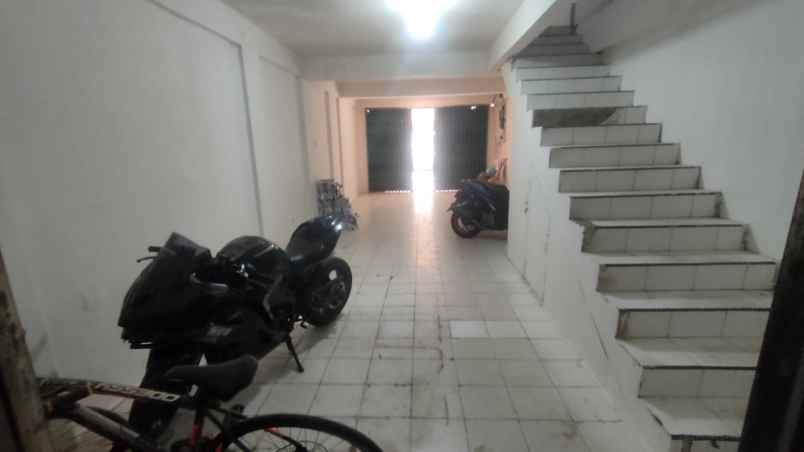 jual ruko komplek di jl prof dr latumeten jelambar