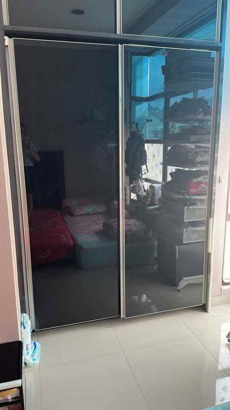 jual rumah full furnished green lake