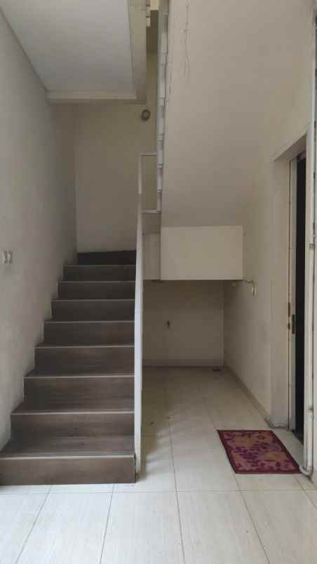 jual rumah furnished jl mangga duri kepa jak bar