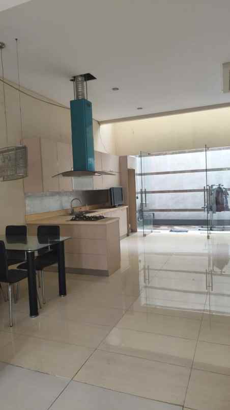 jual rumah furnished jl mangga duri kepa jak bar