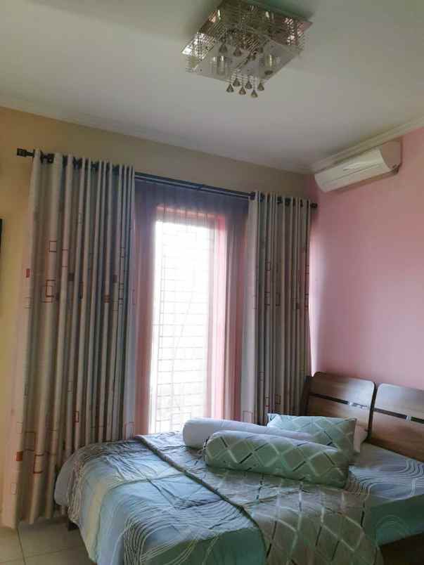 jual rumah legenda wisata cibubur nagrak bogor