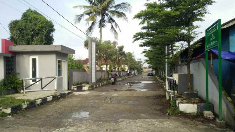 jual rumah perum cluster kalapa nunggal