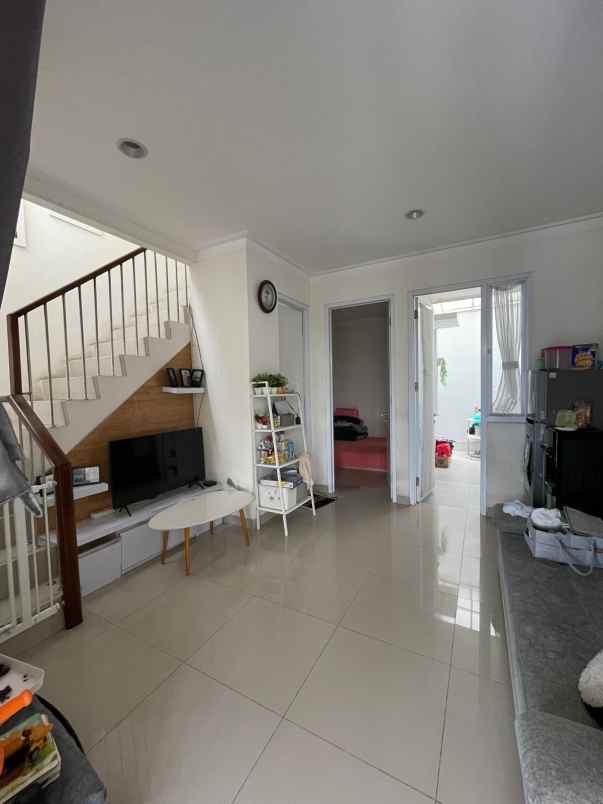 jual rumah semi furnished siap huni citra gran cibubur