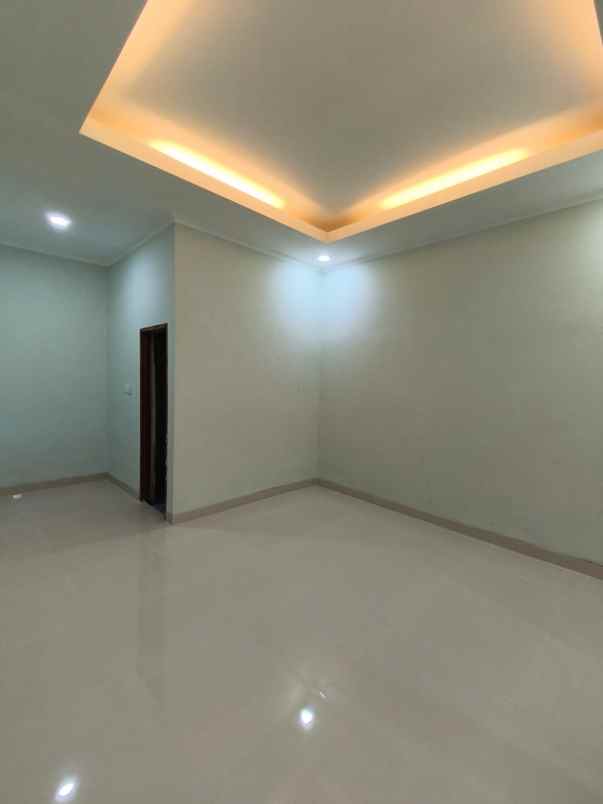 jual rumah siap huni limus pratama regency cileungsi