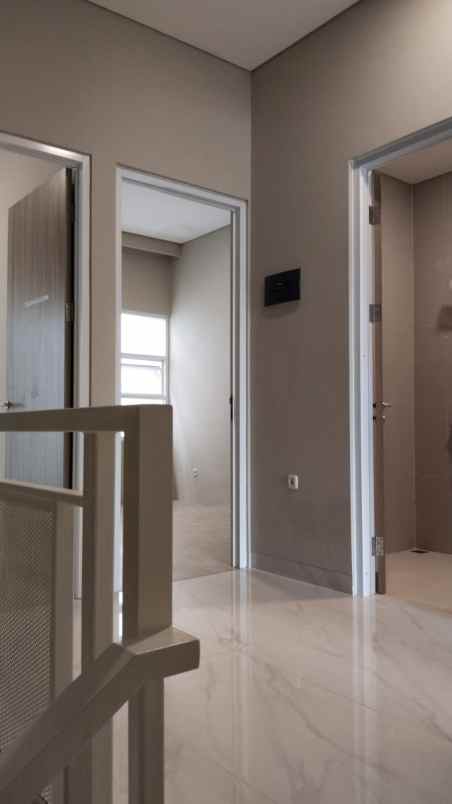 jual rumah taman ratu jak bar