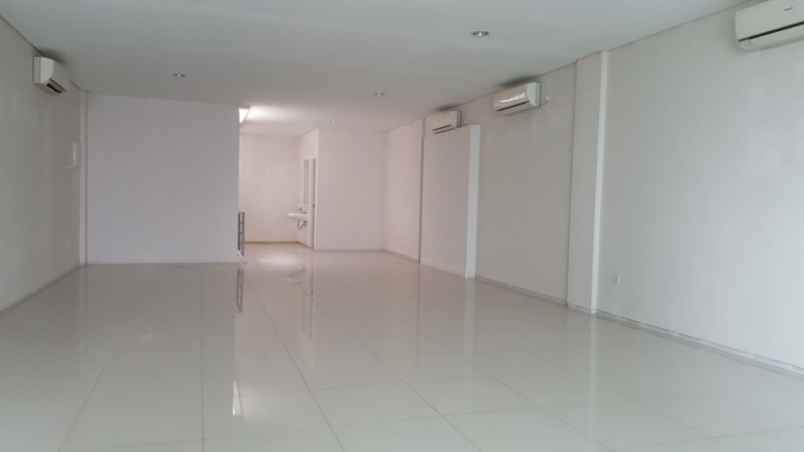 komersial ruko kirana boutique