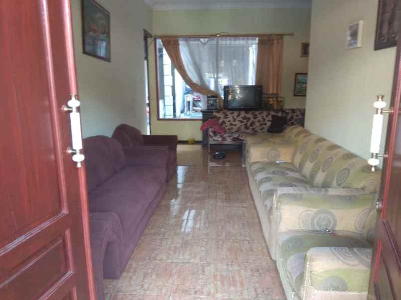 kost jl mertojoyo merjosari kec