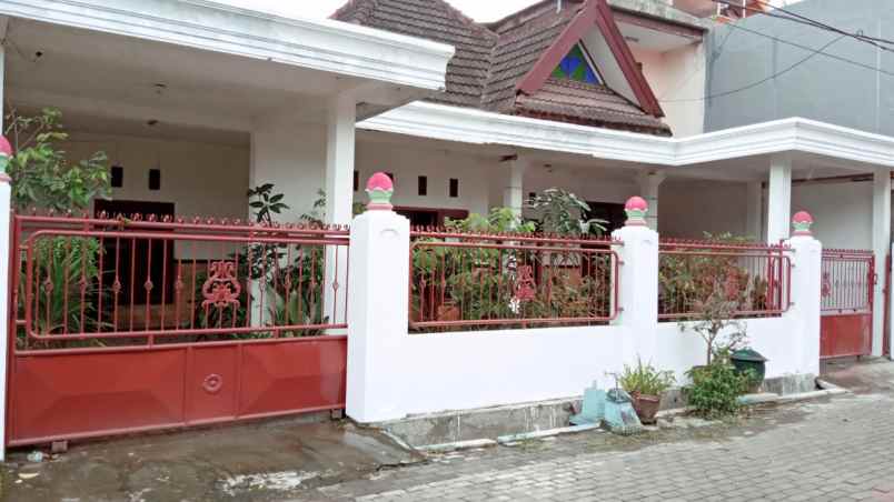 kost jl mertojoyo merjosari kec