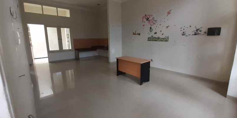 murah 1m an central park gunung anyar dekat merr upn