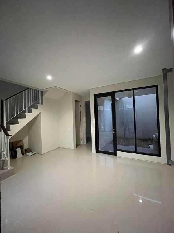 new living northwest lake citraland utara surabaya