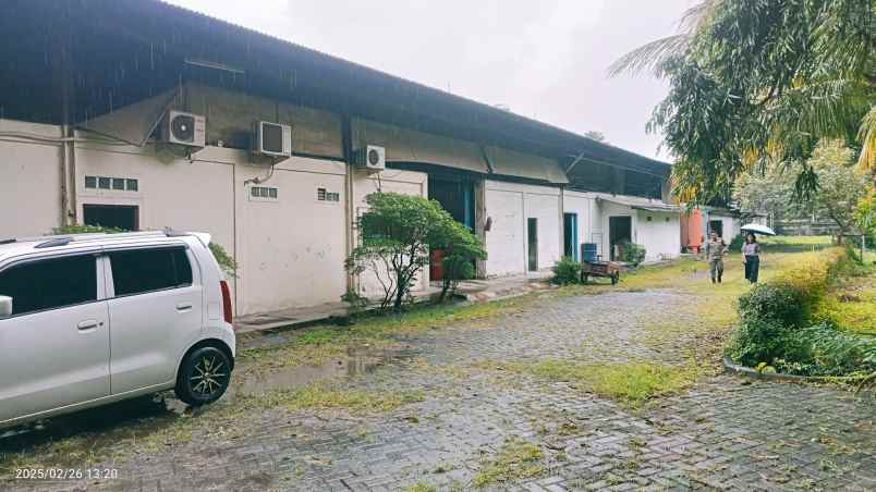 pabrik bola 1 4 hektar cileungsi kab bogor